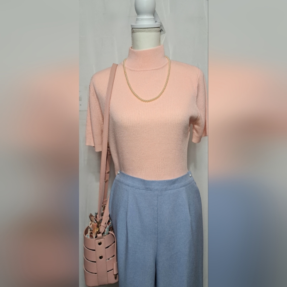 Whole pastel outfit with the bag included.
